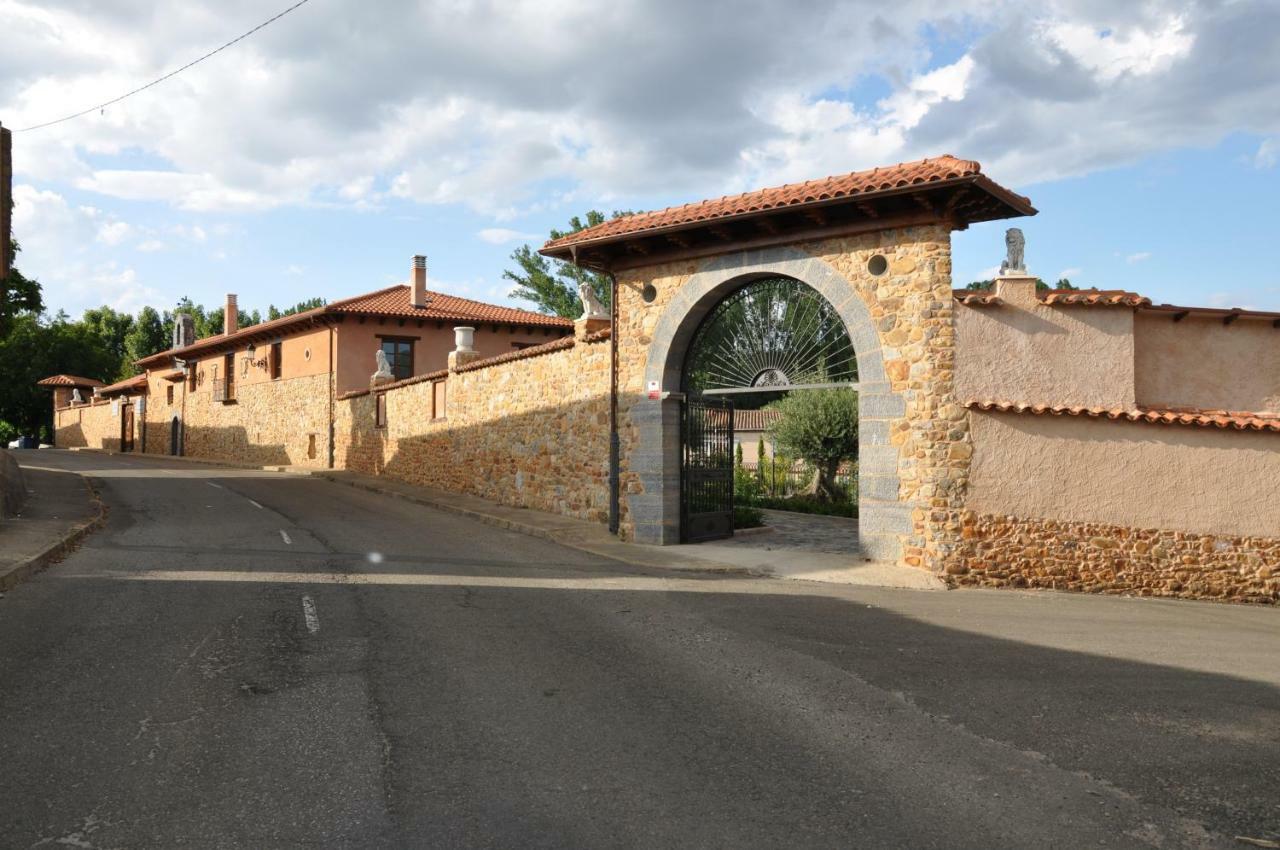 Palacio Del Conde De Rebolledo Villaviciosa de la Ribera ภายนอก รูปภาพ