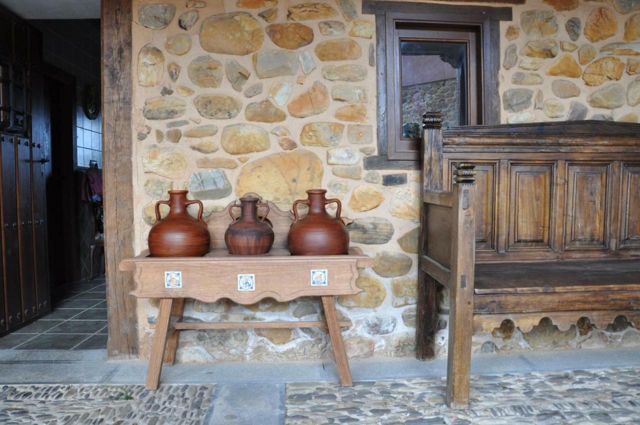 Palacio Del Conde De Rebolledo Villaviciosa de la Ribera ภายนอก รูปภาพ