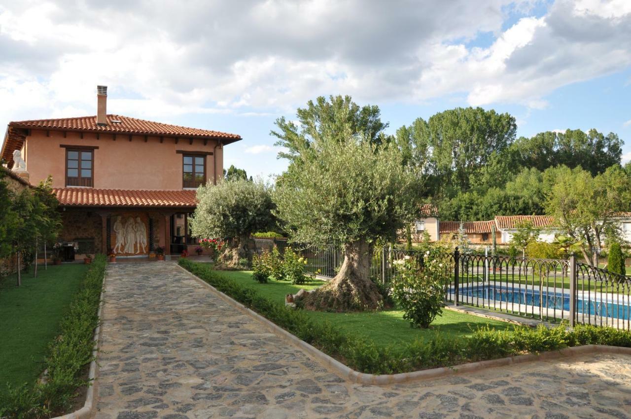 Palacio Del Conde De Rebolledo Villaviciosa de la Ribera ภายนอก รูปภาพ